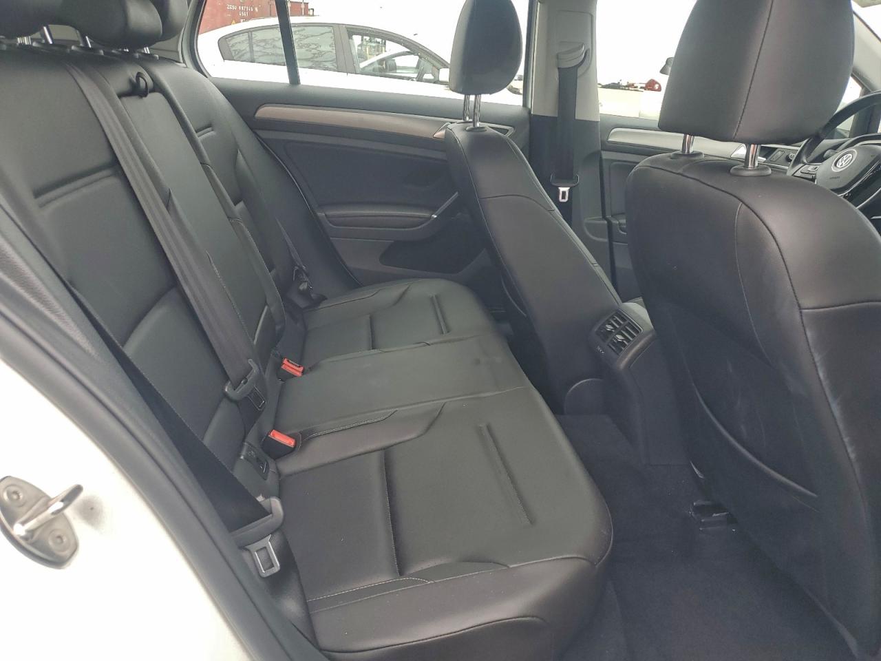 2017 Volkswagen Golf S VIN: 3VW217AUXHM068974 Lot: 95667225