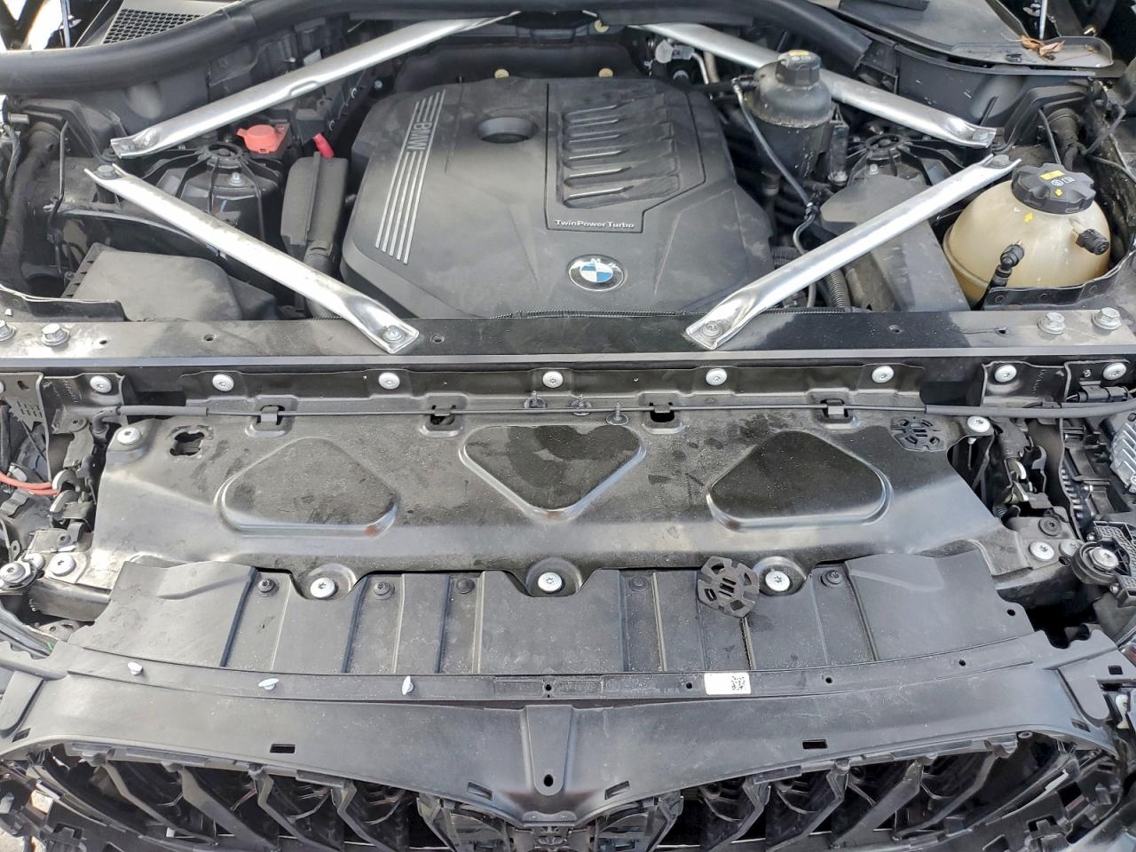 Фото: 5UXCY4C06L9C19488