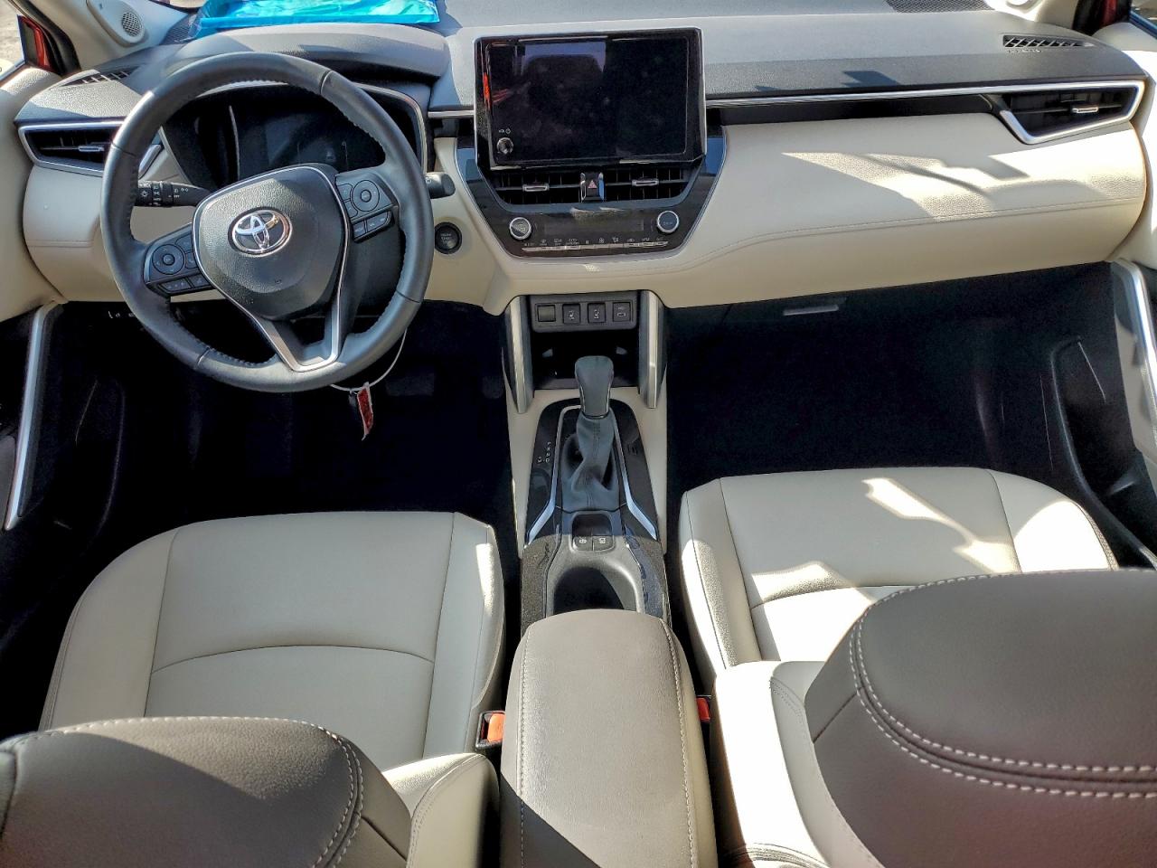 2024 Toyota Corolla Cross Xle VIN: 7MUDAABG1RV084070 Lot: 93989135