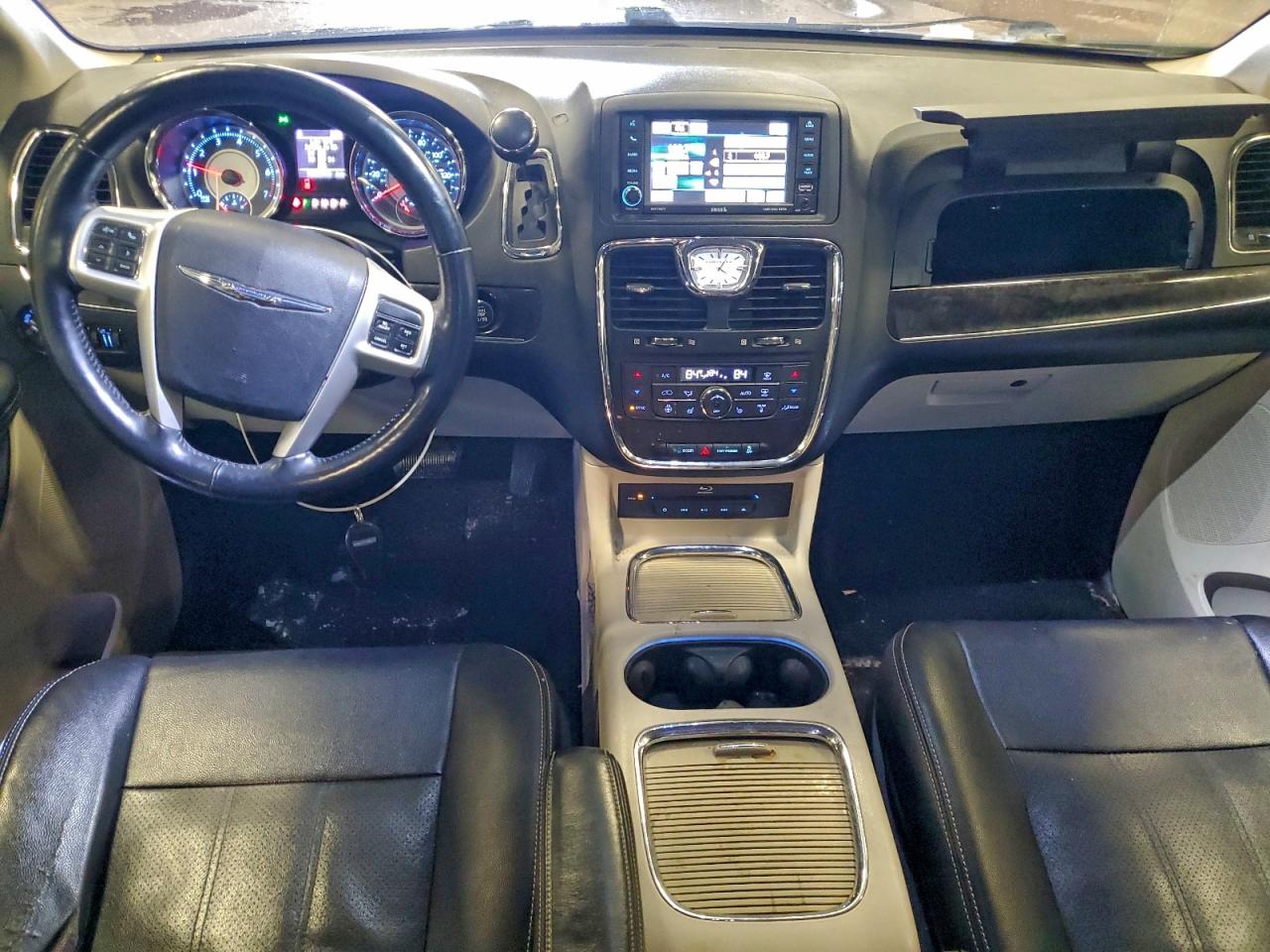 2016 Chrysler Town & Country Touring L VIN: 2C4RC1CG6GR164382 Lot: 94798735