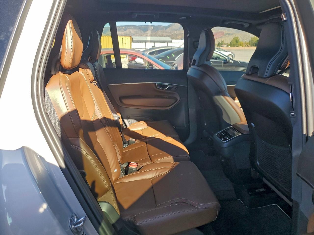 2025 Volvo Xc90 Ultra VIN: YV4062PF3S1327460 Lot: 96143355