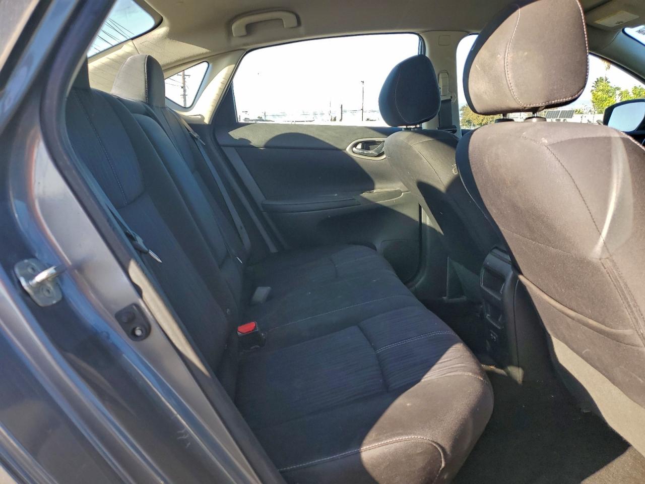 2018 Nissan Sentra S VIN: 3N1AB7APXJY239598 Lot: 96617065