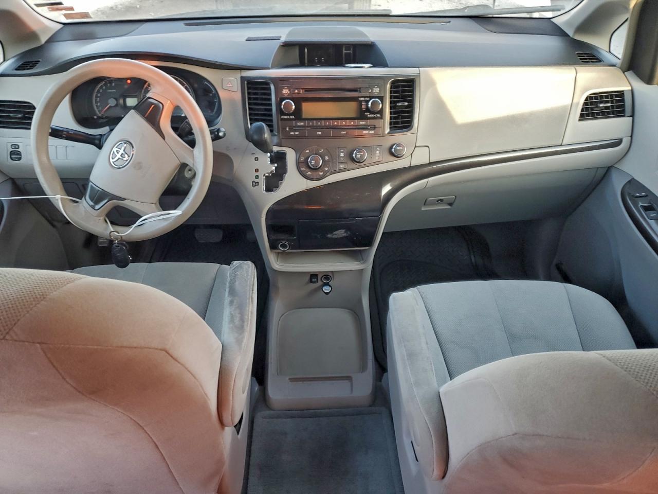 2014 Toyota Sienna VIN: 5TDZK3DC6ES448576 Lot: 97147985