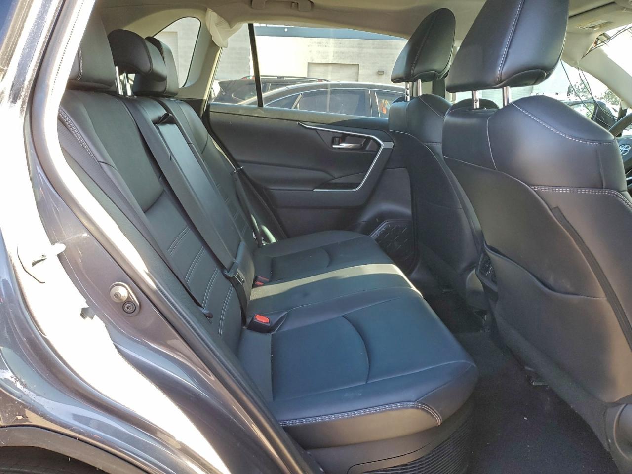 2022 Toyota Rav4 Xle Premium VIN: 2T3B6RFV7NW034681 Lot: 96535805