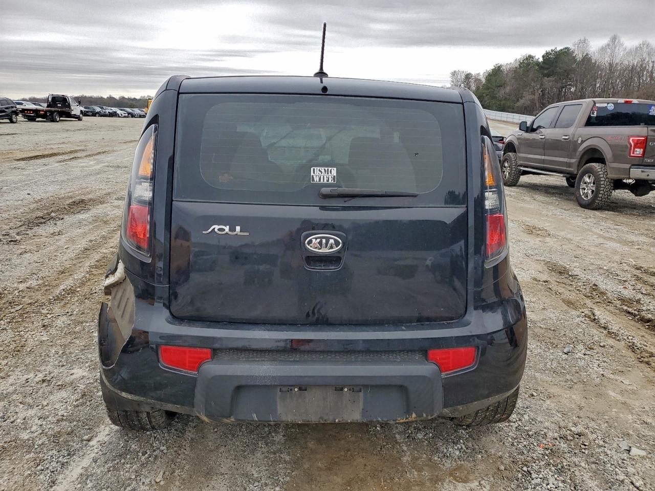 2011 Kia Soul VIN: KNDJT2A15B7204205 Lot: 95303665