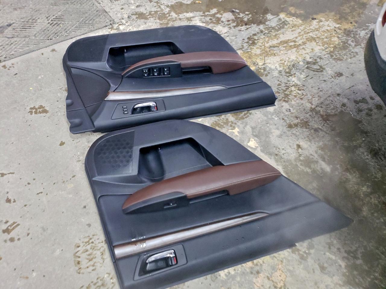 2013 Subaru Outback 3.6R Limited VIN: 4S4BRDSC9D2323899 Lot: 94184975