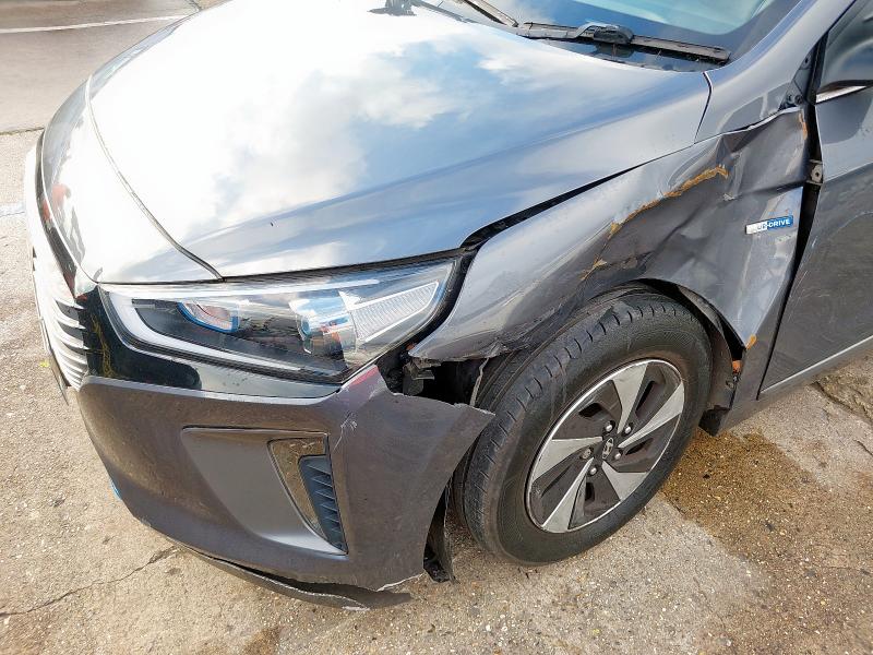 2017 HYUNDAI IONIQ 1.6 GDI HYBRID PREMIUM SE 5DR DCT