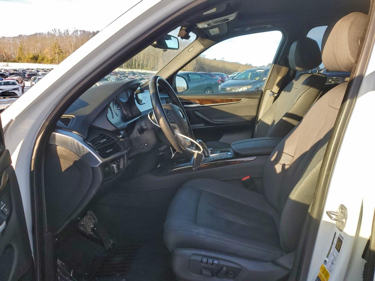 Фото: 5UXKT0C57J0V99714