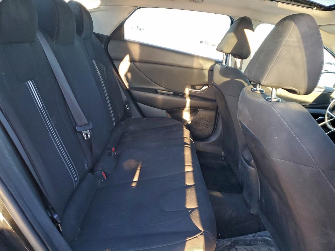 2022 Hyundai Elantra Sel VIN: KMHLM4AG2NU226329 Lot: 96618355