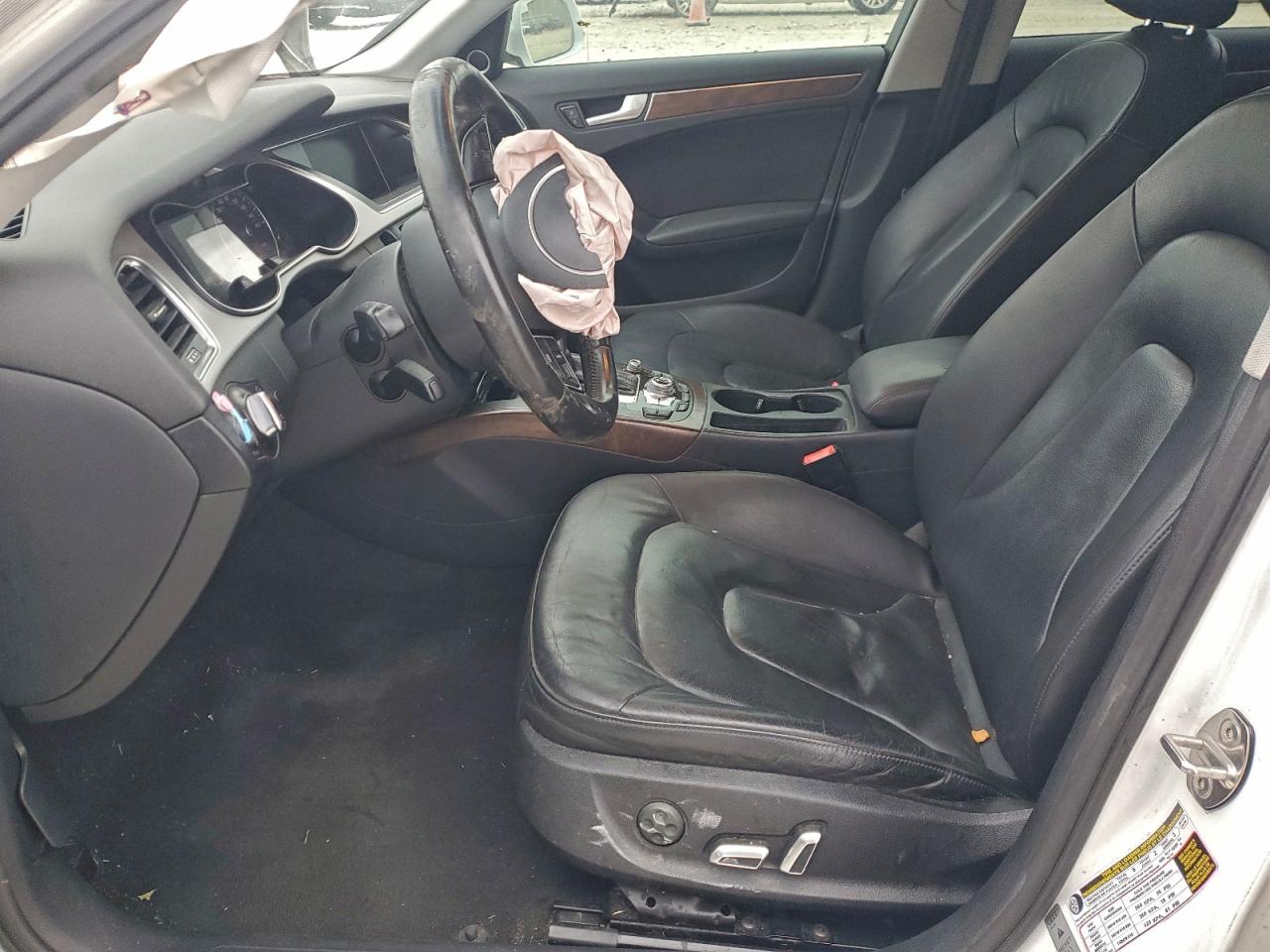 2016 Audi A4 Premium Plus S-Line VIN: WAUFFAFL5GN017015 Lot: 94730785