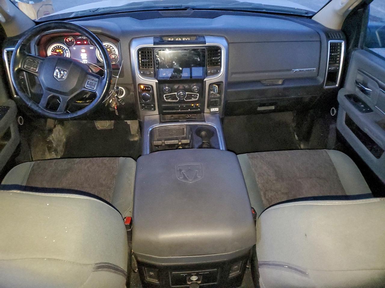 2018 Ram 1500 Slt VIN: 3C6RR7LT9JG207809 Lot: 94935035