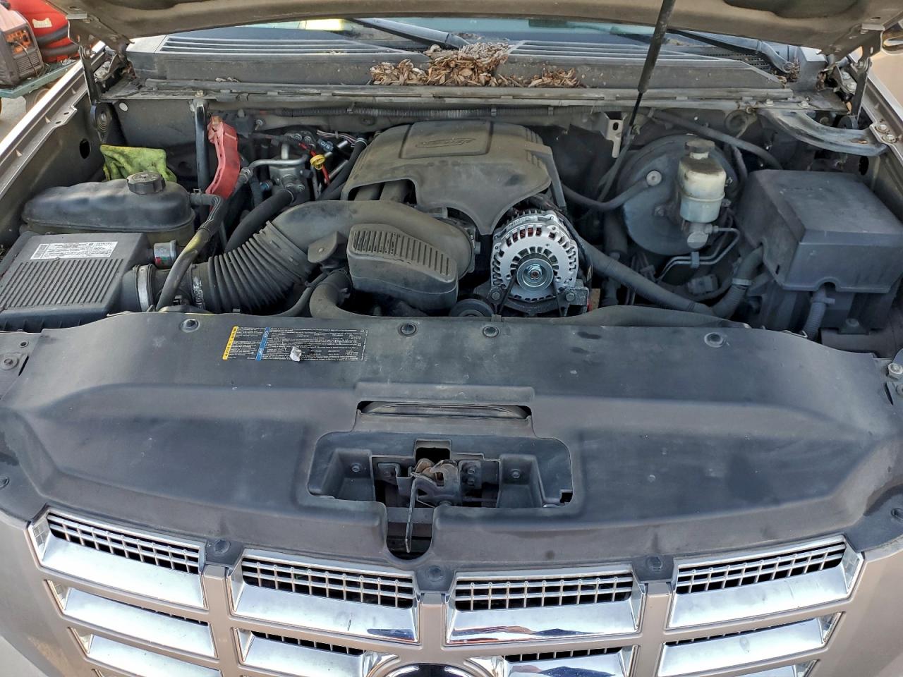 2007 Cadillac Escalade Luxury VIN: 1GYEC63817R381066 Lot: 96227755