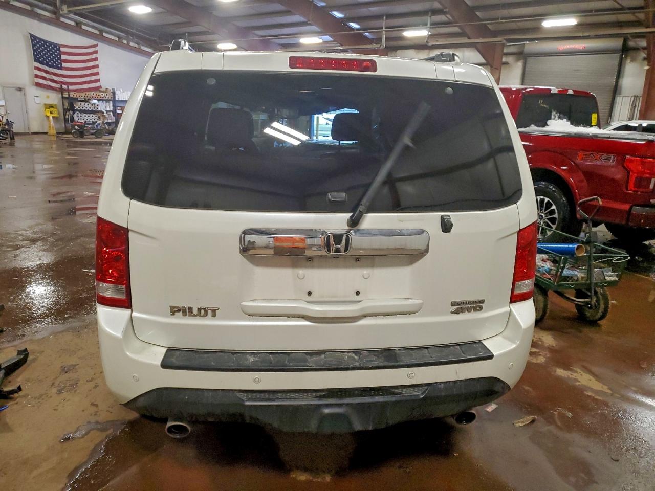 2015 Honda Pilot Touring VIN: 5FNYF4H98FB034662 Lot: 94132225