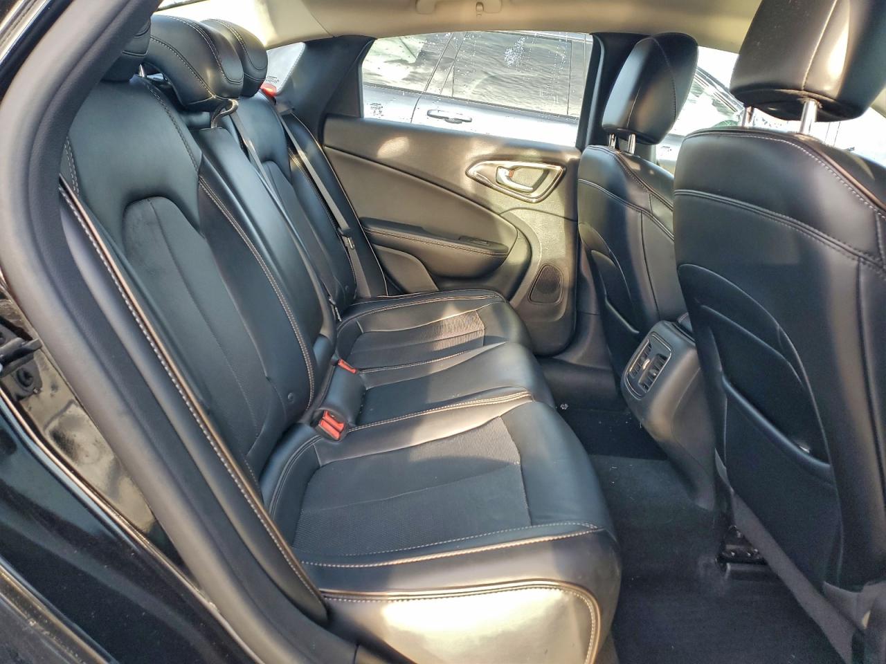 2015 Chrysler 200 C VIN: 1C3CCCEG7FN668759 Lot: 94648505