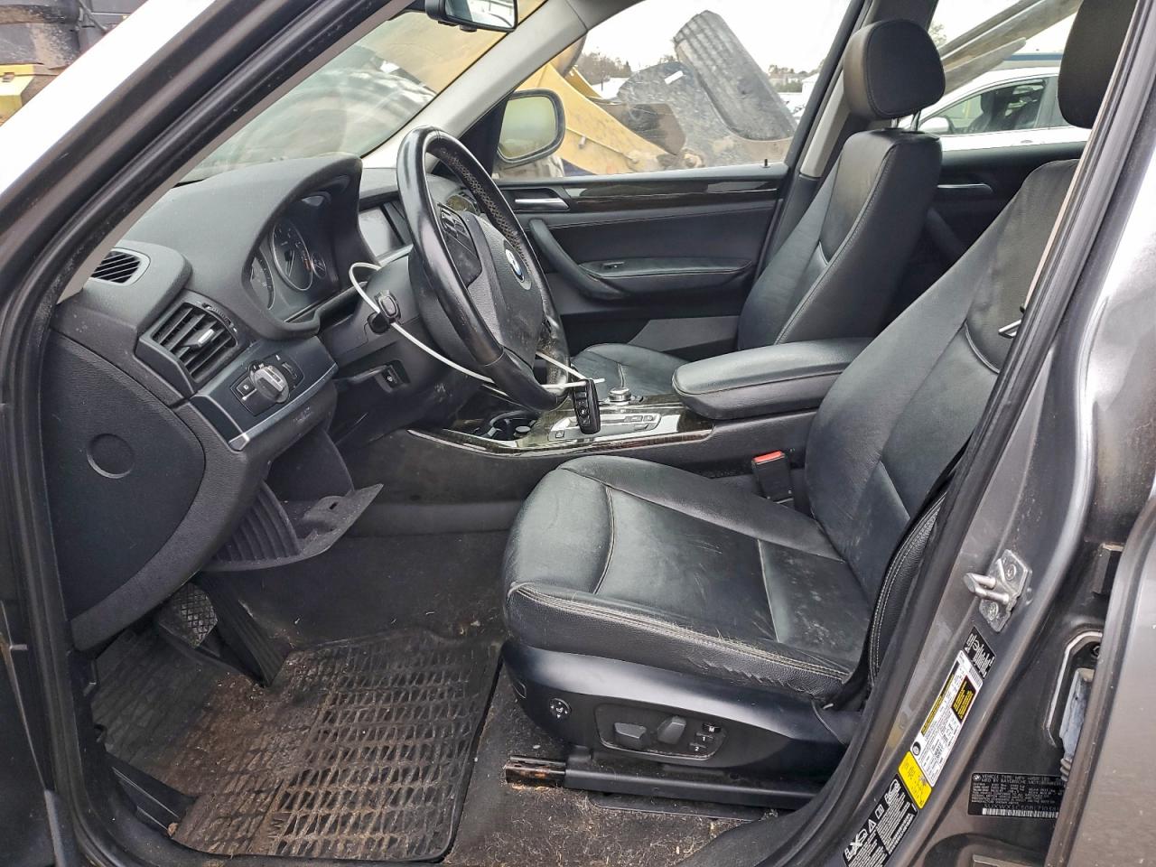 Фото: 5UXWX5C50BL710381