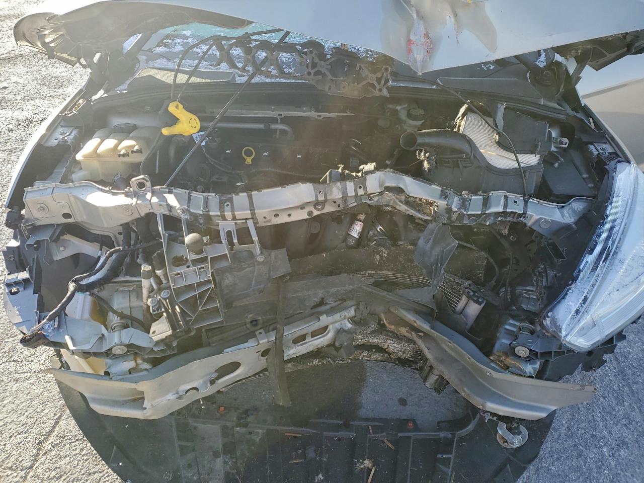 2016 Ford Focus Se VIN: 1FADP3F25GL299796 Lot: 93840385