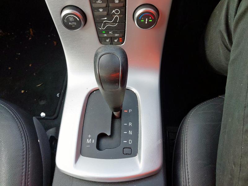 2011 VOLVO V50 D3 [150] SE LUX 5DR GEARTRONIC