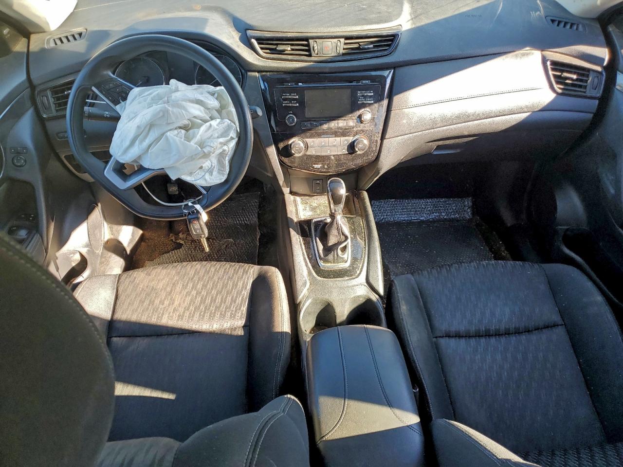 2017 Nissan Rogue S VIN: KNMAT2MT6HP613724 Lot: 94886645