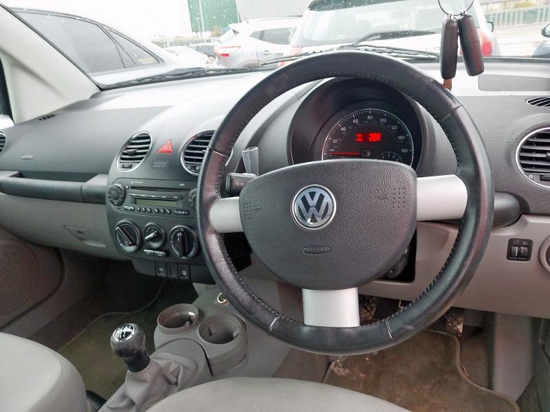 2006 VOLKSWAGEN BEETLE 2.0 2DR