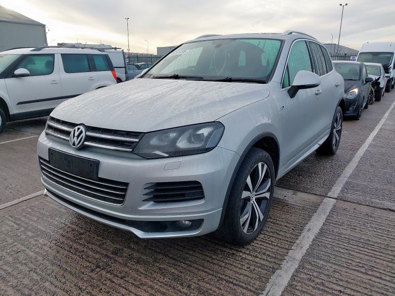 2014 VOLKSWAGEN TOUAREG 3.0 V6 TDI 245 R-LINE 5DR TIP AUTO for sale at Copart CHESTER