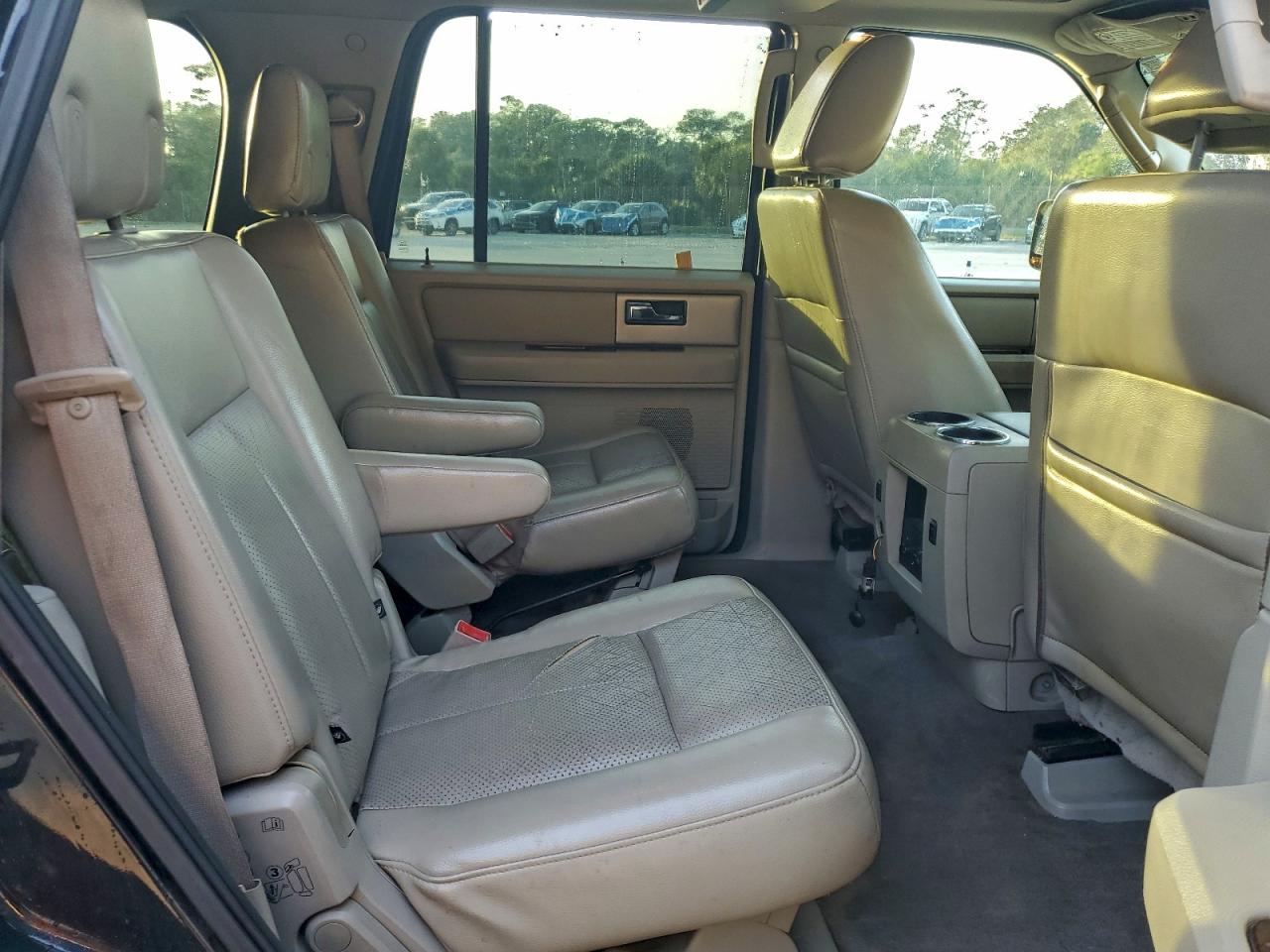 2010 Ford Expedition Limited VIN: 1FMJU1K58AEB64412 Lot: 94783175