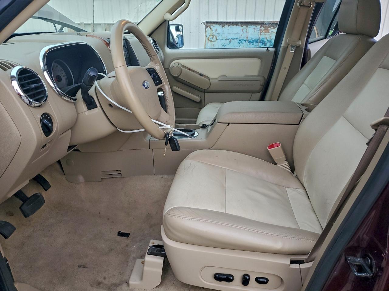 2007 Ford Explorer Eddie Bauer VIN: 1FMEU74847UB31837 Lot: 96203505