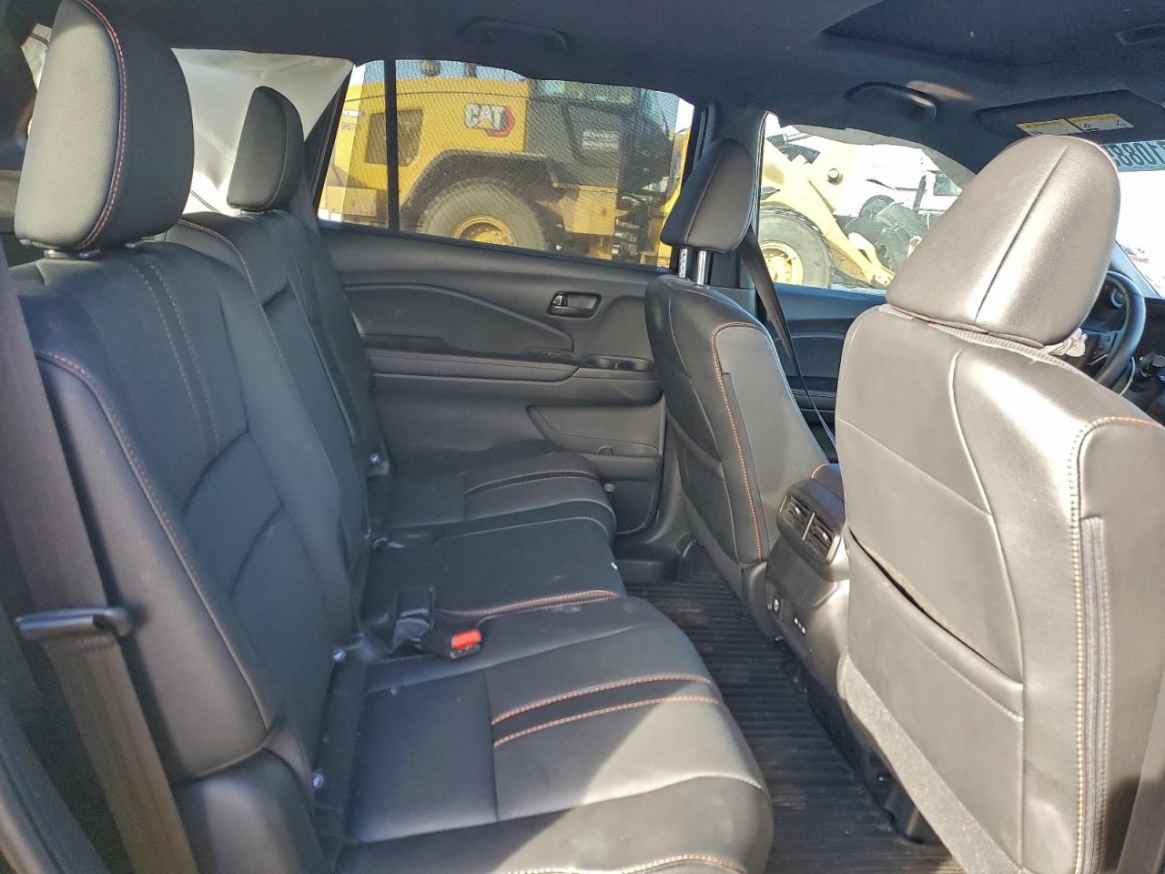 2024 Honda Passport Trail Sport VIN: 5FNYF8H69RB012123 Lot: 95710885