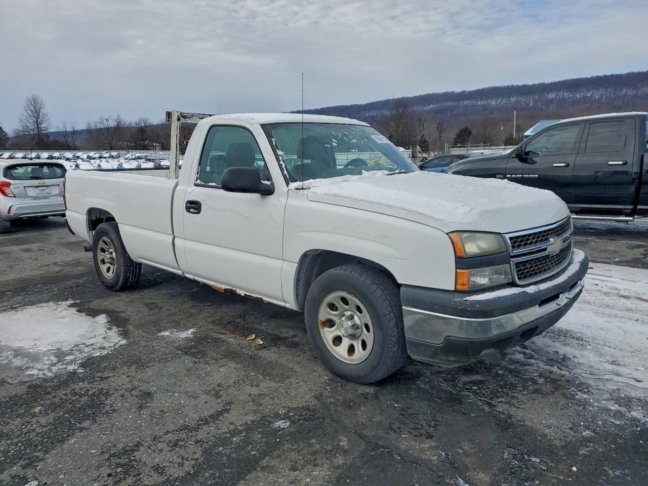 2006 Chevrolet Silverado C1500 VIN: 3GCEC14X96G207744 Lot: 96669145