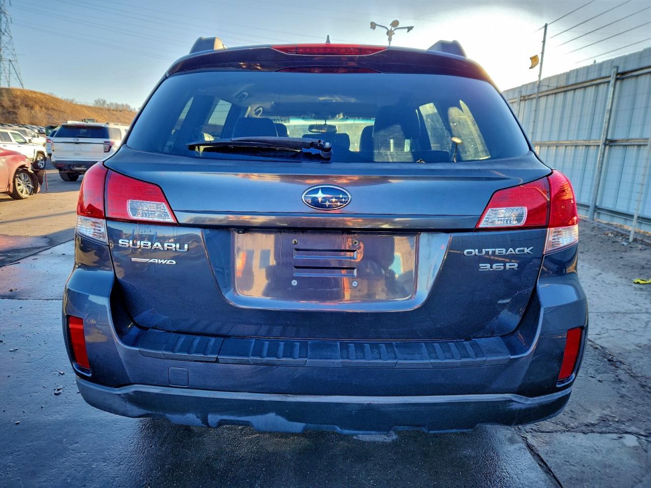 2011 Subaru Outback 3.6R Limited VIN: 4S4BRDKC9B2370993 Lot: 94734075