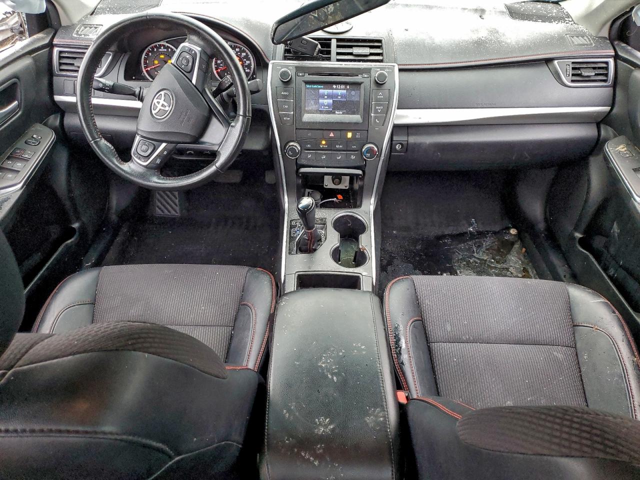 2017 Toyota Camry Le VIN: 4T1BF1FK3HU693877 Lot: 95891705