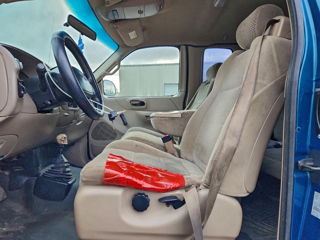 2001 Ford F150 VIN: 2FTRX18L01CA61124 Lot: 96549145