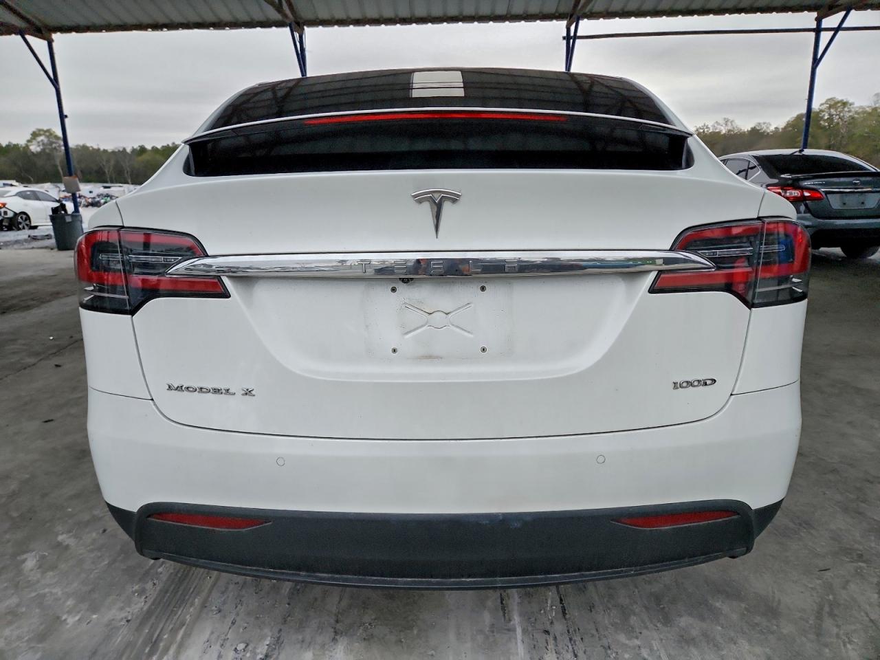 2017 Tesla Model X VIN: 5YJXCBE21HF065089 Lot: 95101025