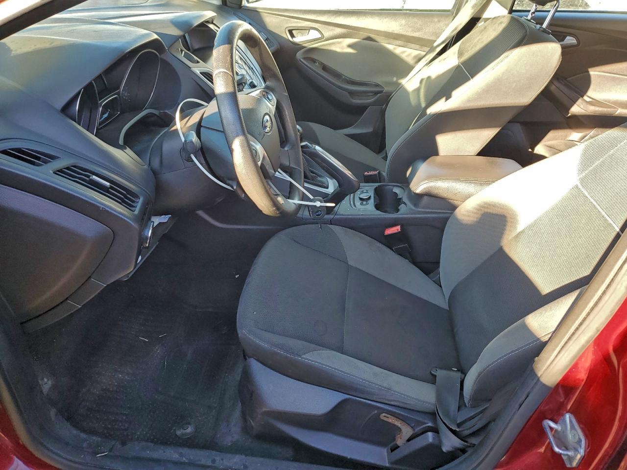 2013 Ford Focus Se VIN: 1FADP3F23DL135779 Lot: 94393615