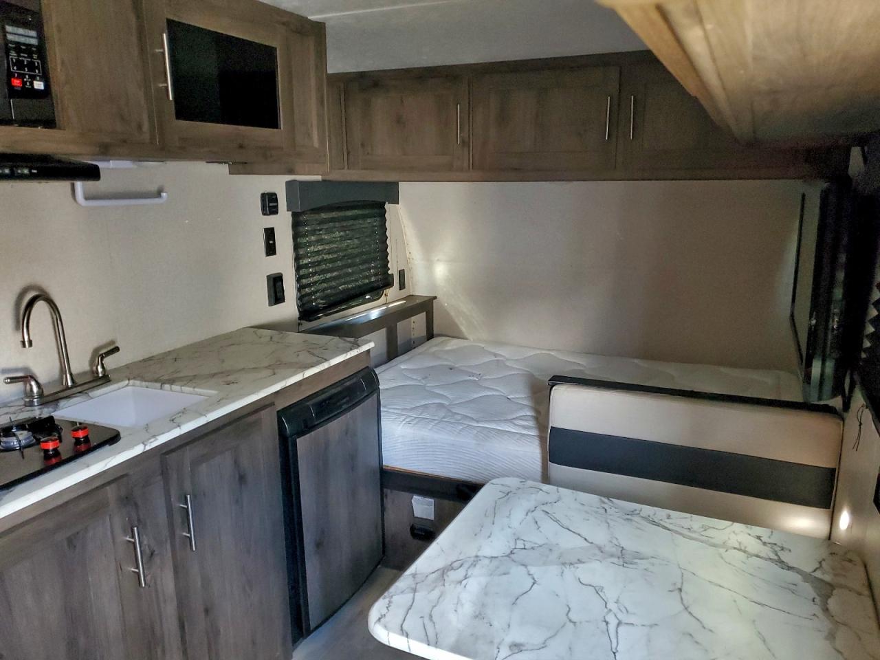 2021 Camper Trailer VIN: 5ZT2CWEC9MJ127995 Lot: 96148445