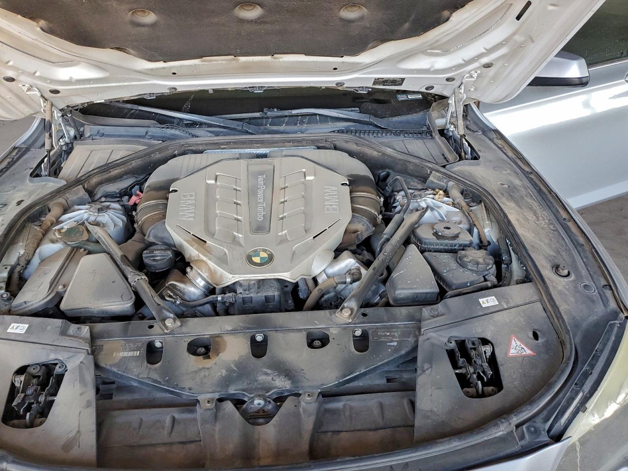 Фото: WBAKB8C58BC851521