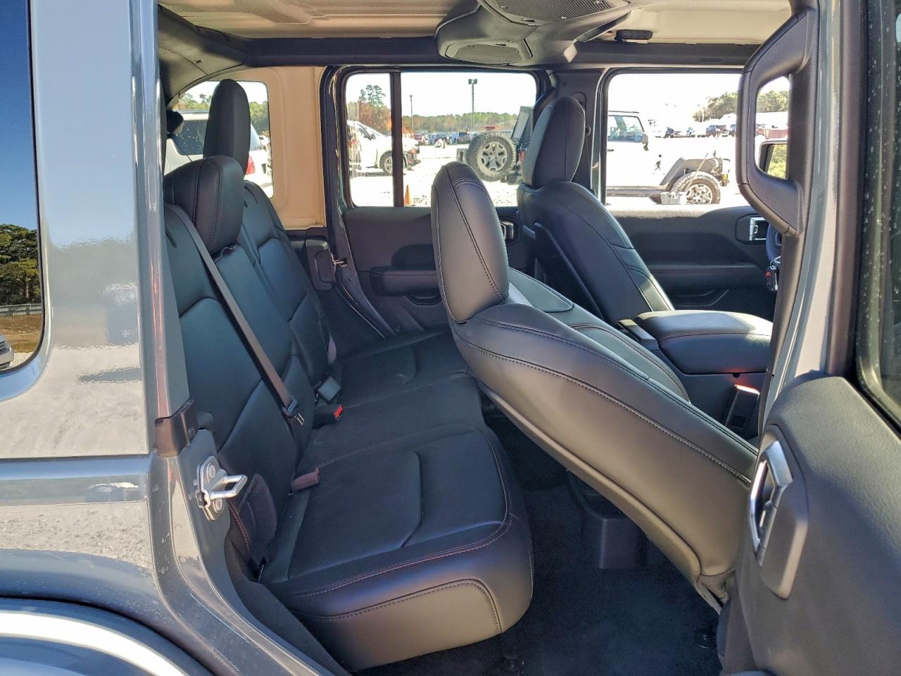 2025 Jeep Wrangler Rubicon VIN: 1C4PJXFN0SW581992 Lot: 97232575