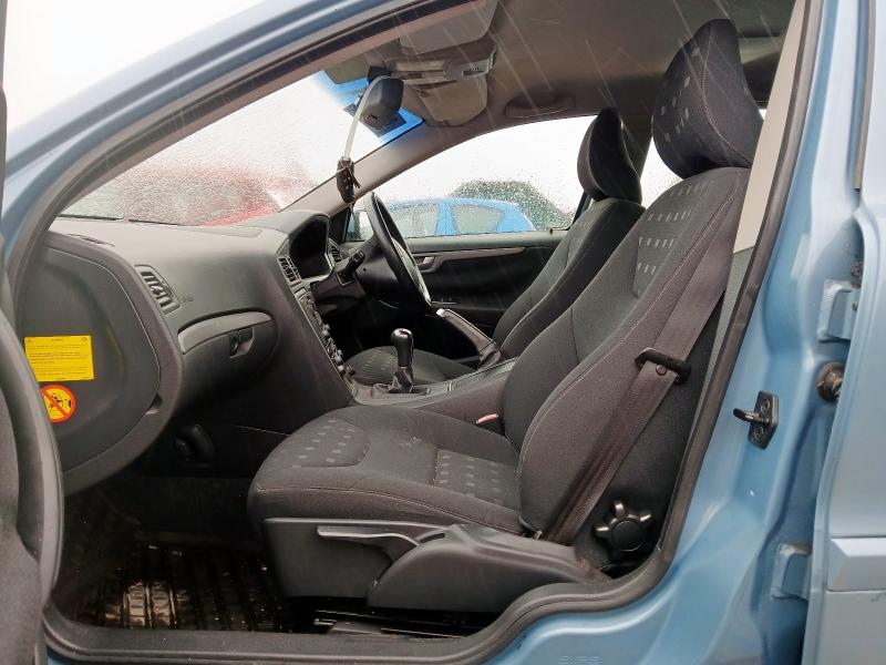 2004 VOLVO V70 D5 S 5DR