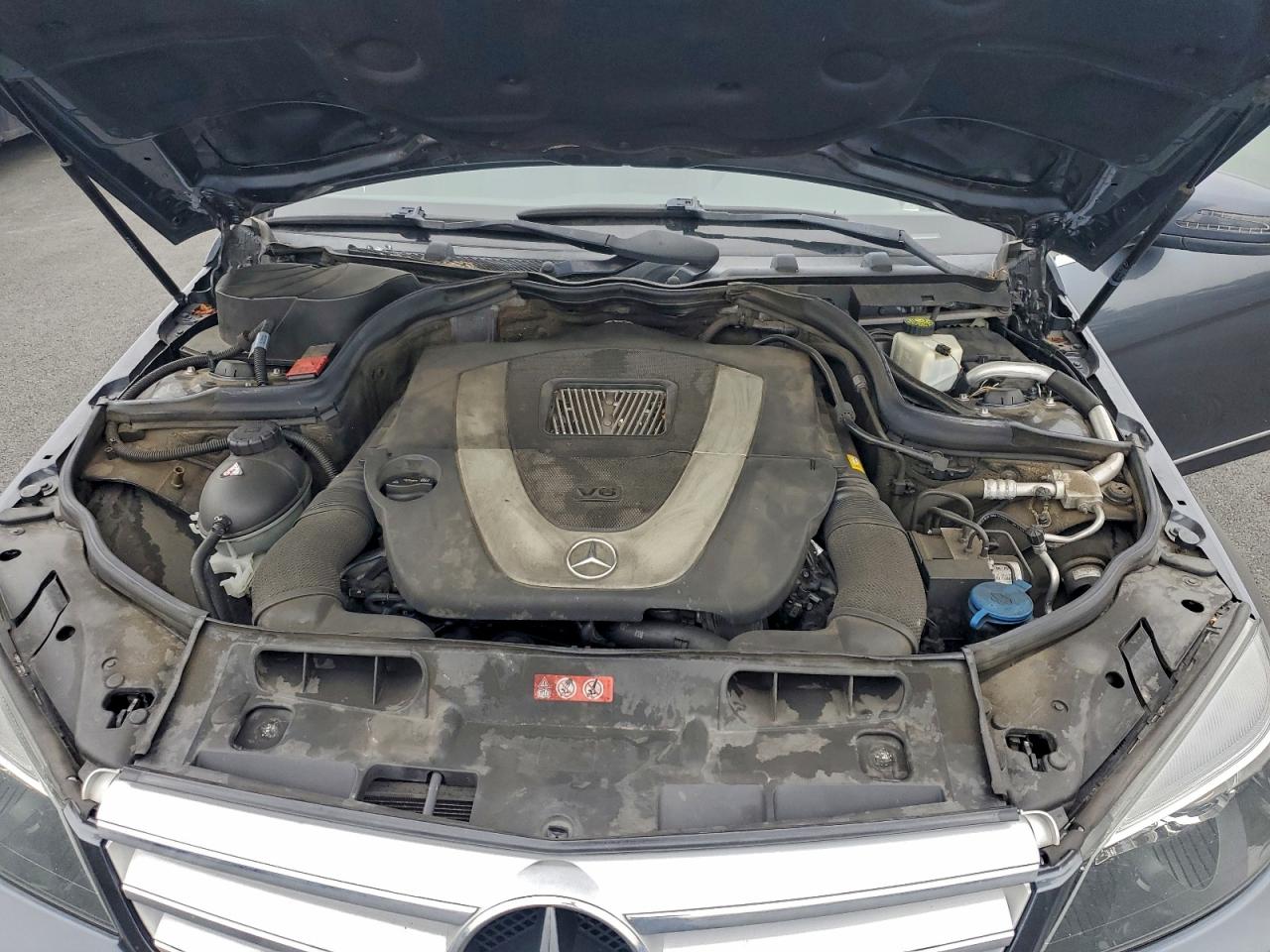 2011 Mercedes-Benz C 300 VIN: WDDGF5EB4BA476355 Lot: 96308805