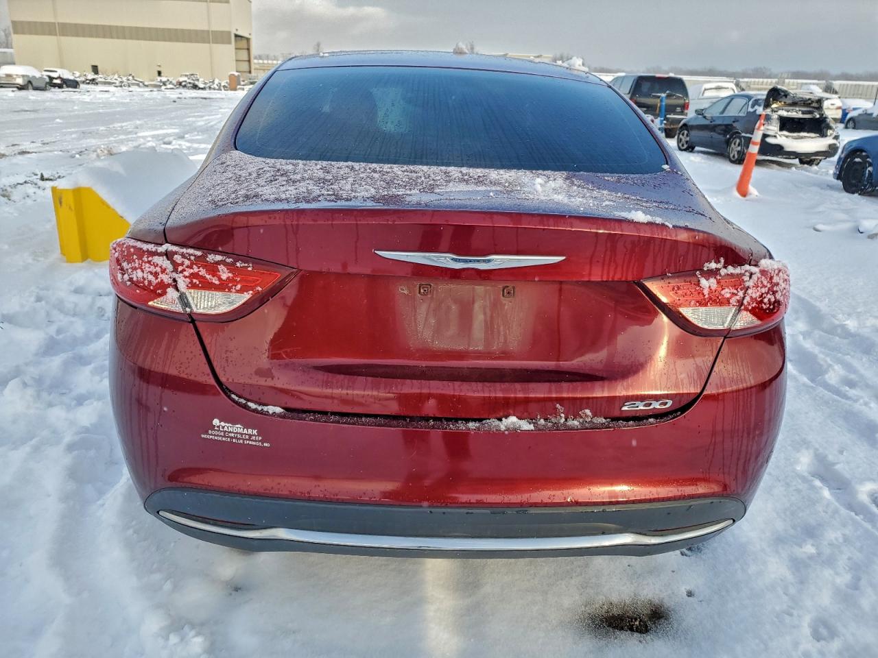 2015 Chrysler 200 Limited VIN: 1C3CCCAB8FN669493 Lot: 95325925