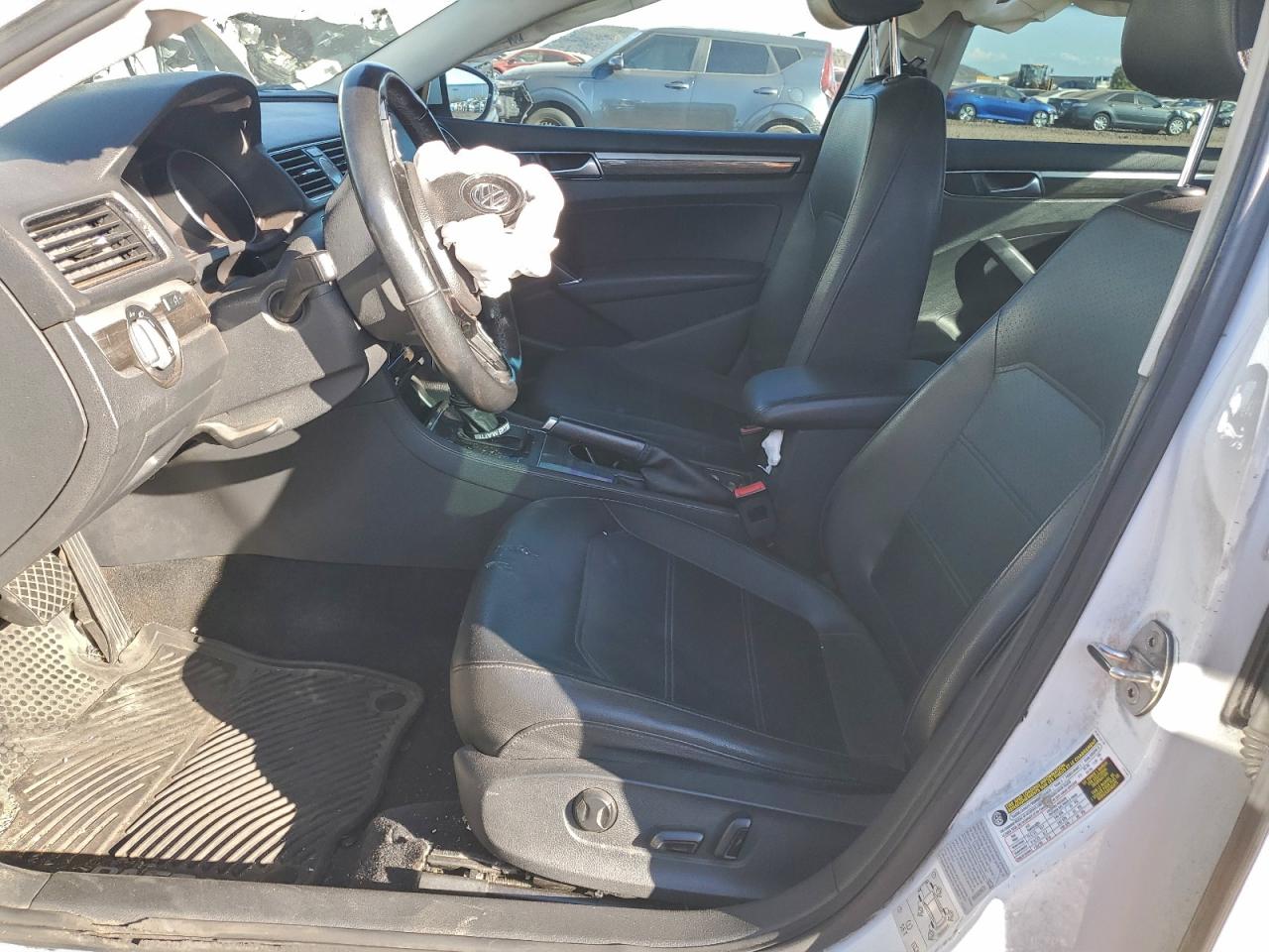 2025 Volkswagen Passat Se VIN: 1VWBT7A37GC027610 Lot: 95576735