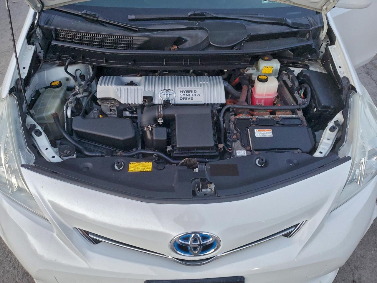 2014 Toyota Prius V VIN: JTDZN3EU8E3319383 Lot: 95143495