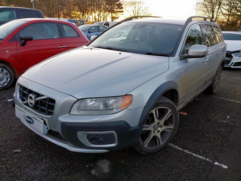 2013 VOLVO XC70 D5 [215] SE LUX 5DR GEARTRONIC [SAT NAV] for sale at Copart SANDTOFT