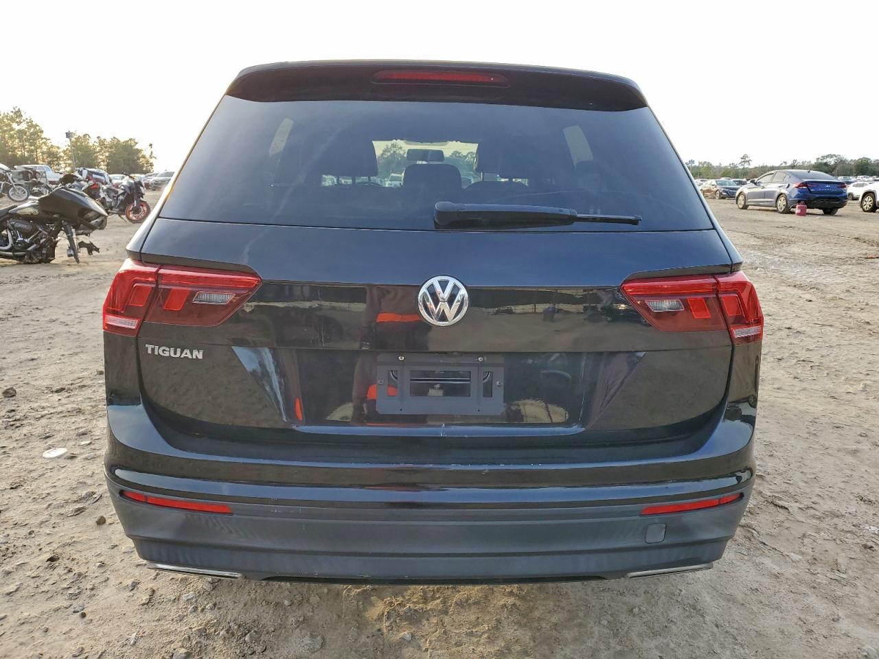 2019 Volkswagen Tiguan S VIN: 3VV1B7AX1KM031956 Lot: 94482675