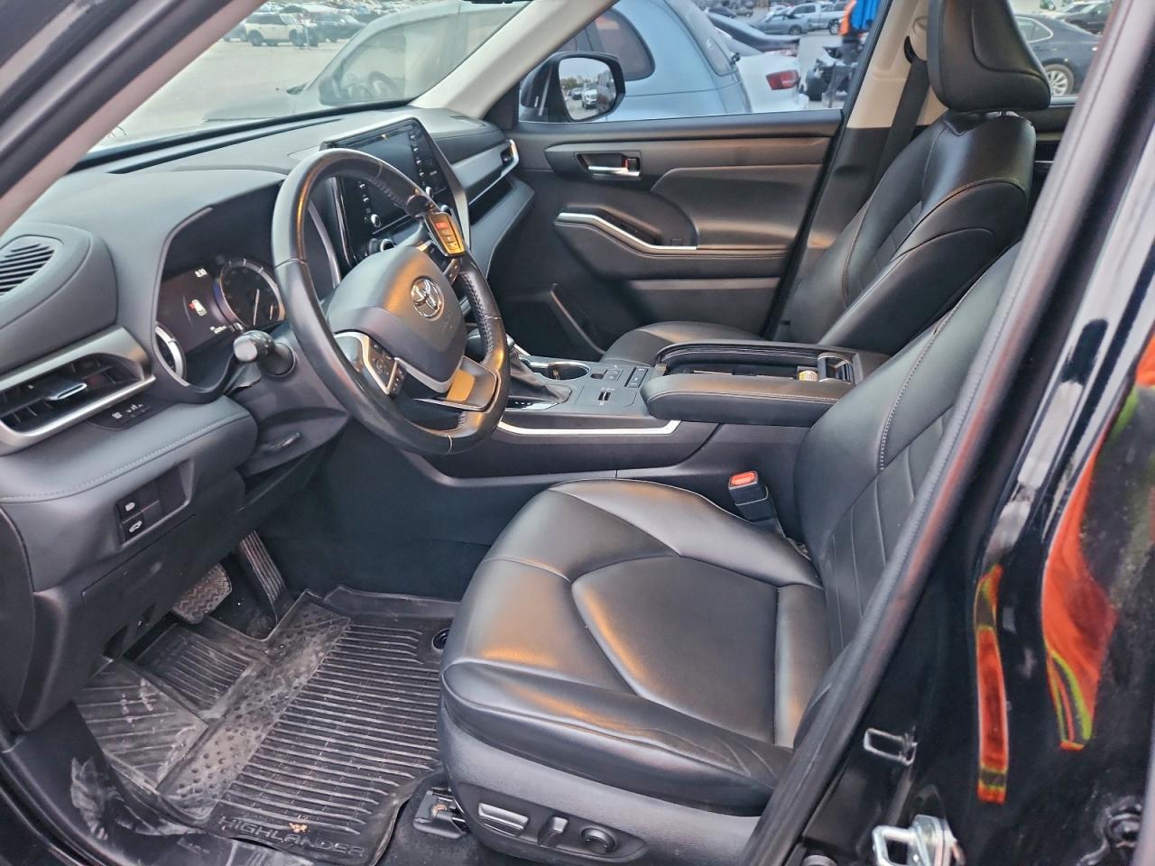 2022 Toyota Highlander Xle VIN: 5TDGZRAHXNS555782 Lot: 96398645