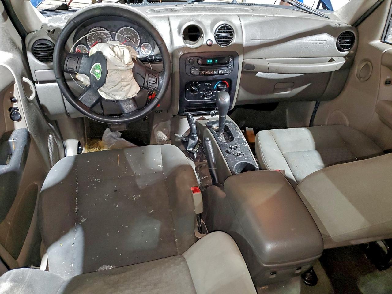 2005 Jeep Liberty Sport VIN: 1J4GL48K15W601984 Lot: 94591595