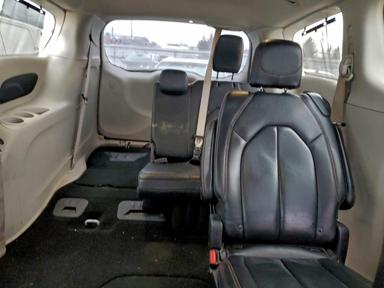 2019 Chrysler Pacifica Touring L VIN: 2C4RC1BG3KR528431 Lot: 95658605