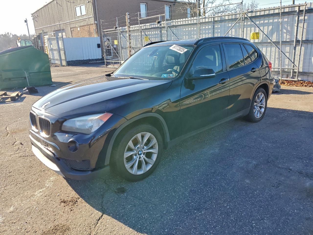 2014 BMW X1 xDrive28I VIN: WBAVL1C55EVY16378 Lot: 97773035