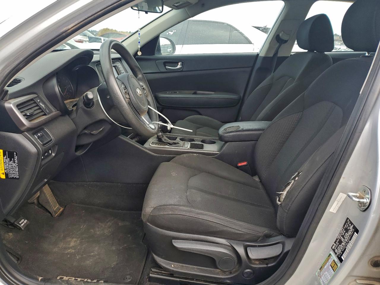 2017 Kia Optima Lx VIN: 5XXGT4L32HG129810 Lot: 94810065