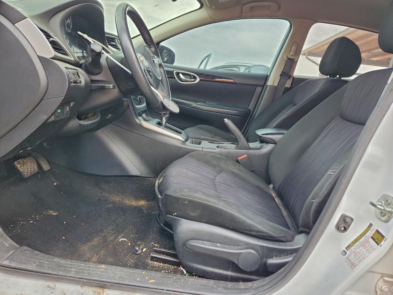 2019 Nissan Sentra S VIN: 3N1AB7AP9KY352640 Lot: 94495895