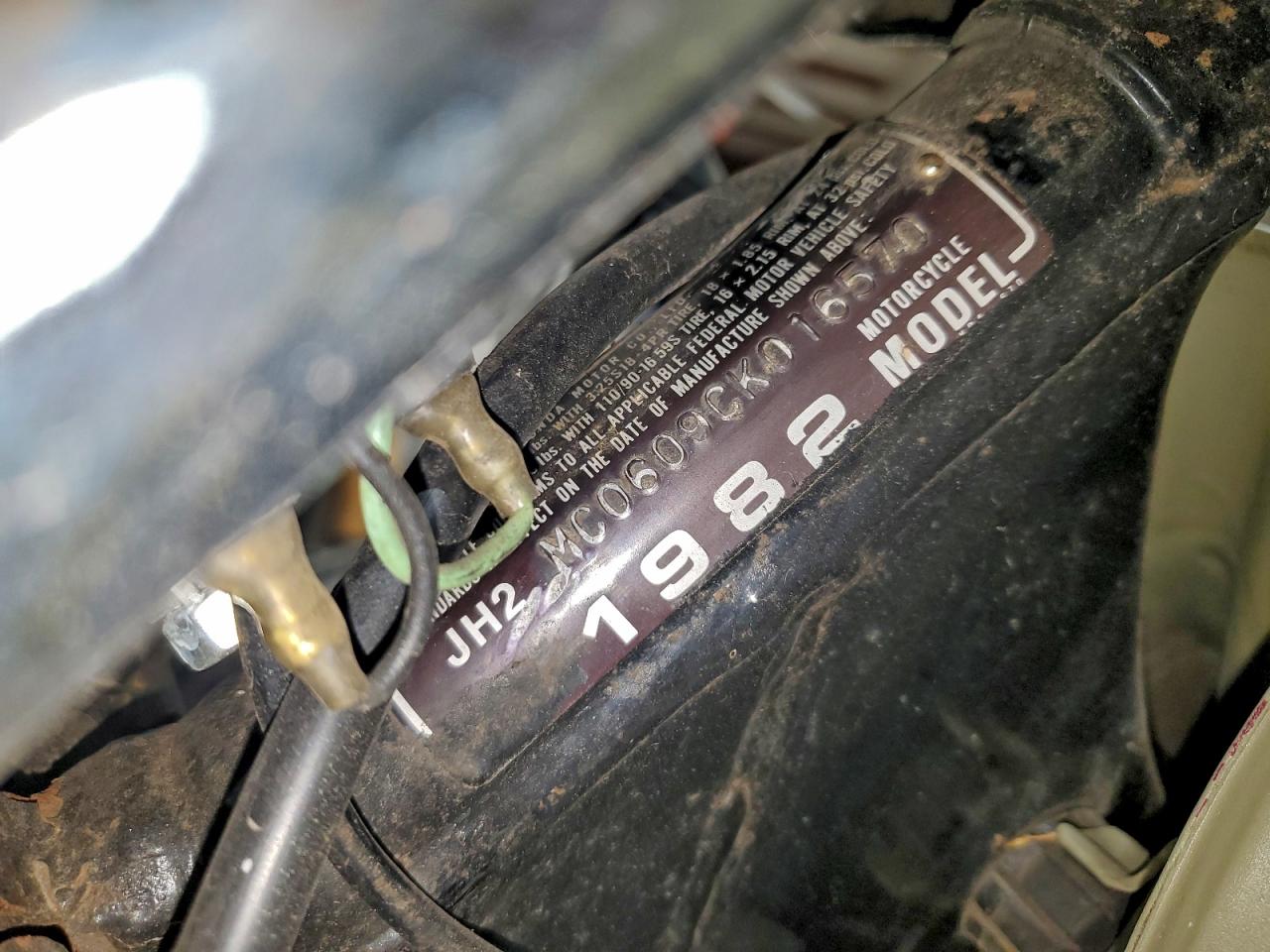 1982 Honda Cm250 C VIN: JH2MC0609CK016570 Lot: 96154055